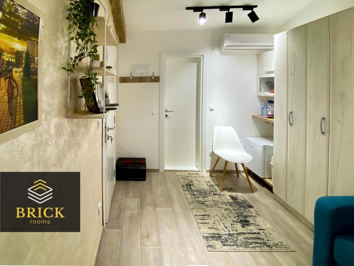 Brickrooms Novi Pazar Buitenkant foto