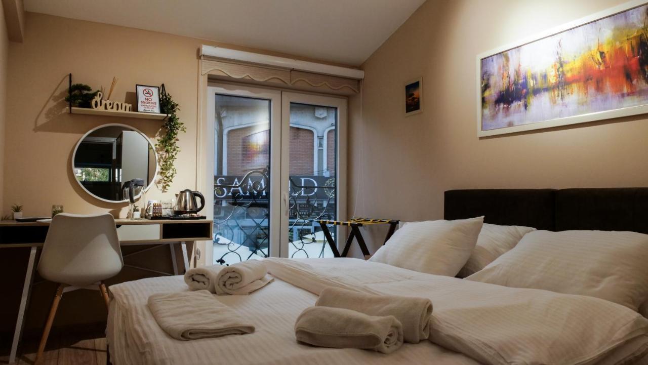 Brickrooms Novi Pazar Buitenkant foto